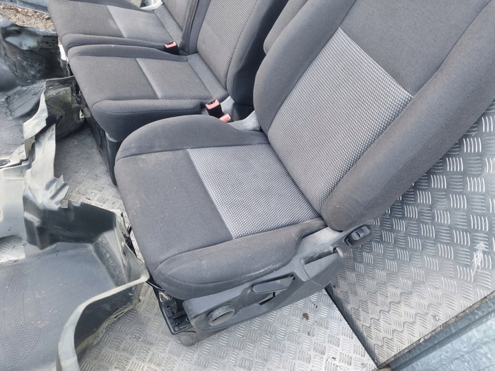 фото №8, Ford transit custom сиденья сиденья ковёр 3 легковой