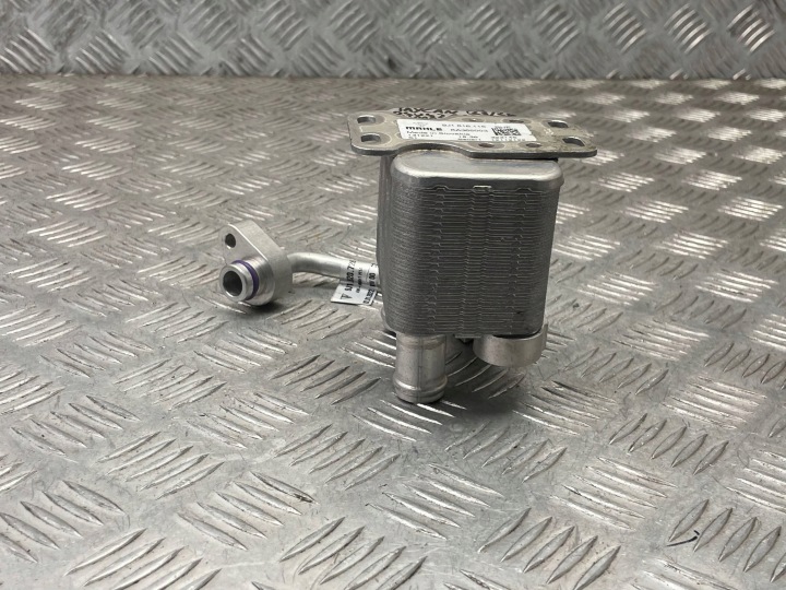 фото №6, Porsche oem номер 9j1816115 9j1820728 taycan осушитель кондиционера трубка
