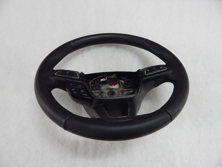 фото №7, Ford c-max mk2 рестайлинг - руль кожа tempmat ory