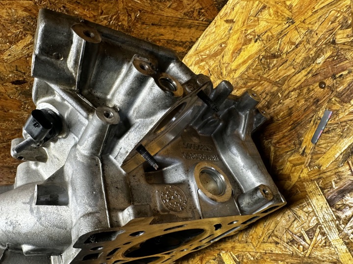 фото №12, Головка вал alfa stelvio giulia 2.0 t 50056855 04893574ah