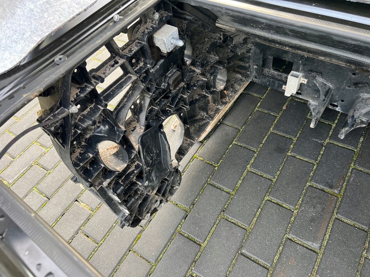 фото №7, Bmw i3 l01 кузов кузов крыша крыло лонжерон b72 стекло панорама