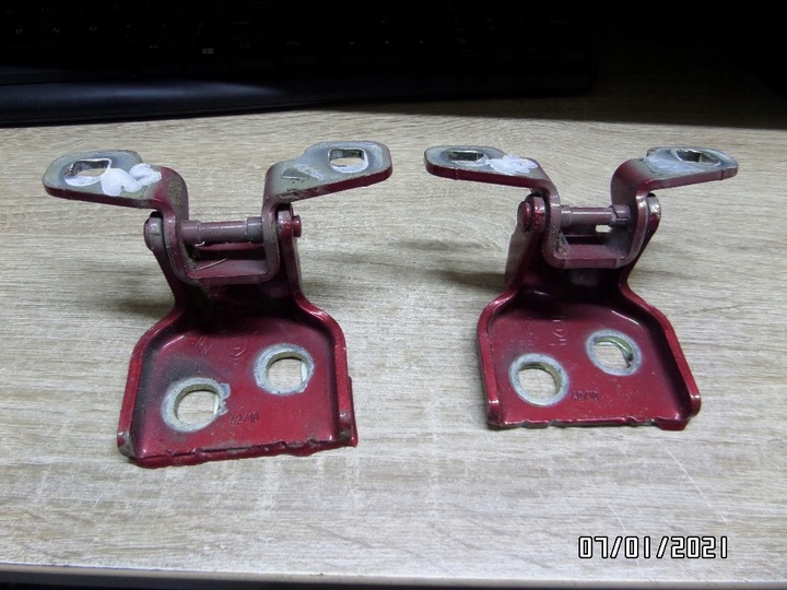 фото №1, Петля двері задніх правих dacia sandero i kpl