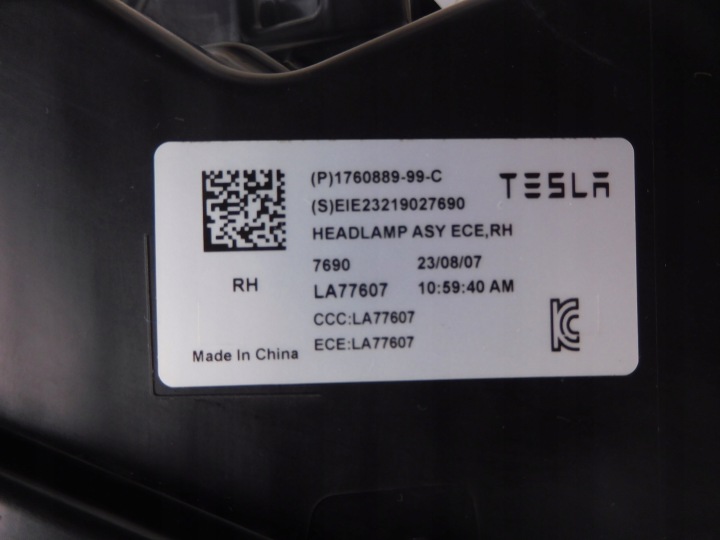 фото №15, Tesla модель 3 рестайлинг highland фара передняя правая ful led 2023r. красивая!