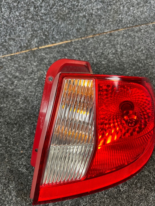 фото №7, Hyundai getz рестайлинг лампа правый зад правая задняя