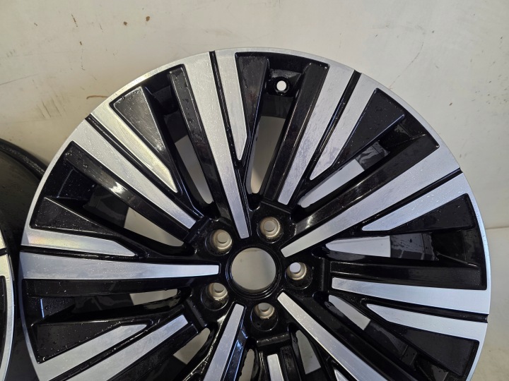 фото №13, Комплект диск диски aluminiowych vw touareg iii 760 19" 8,5jx19 et 28 нове
