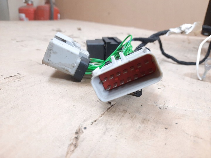 фото №7, 2005 jeep cherokee iii kj набор фаркоп