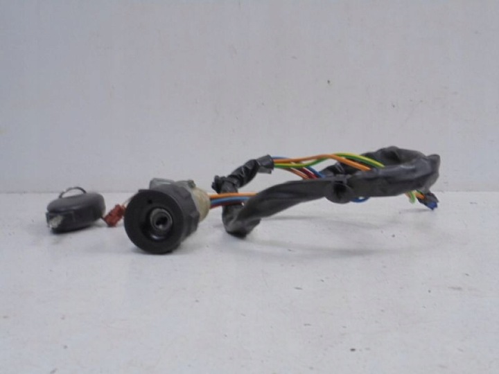 фото №1, Citroen c5 i замок зажигания 9632897680