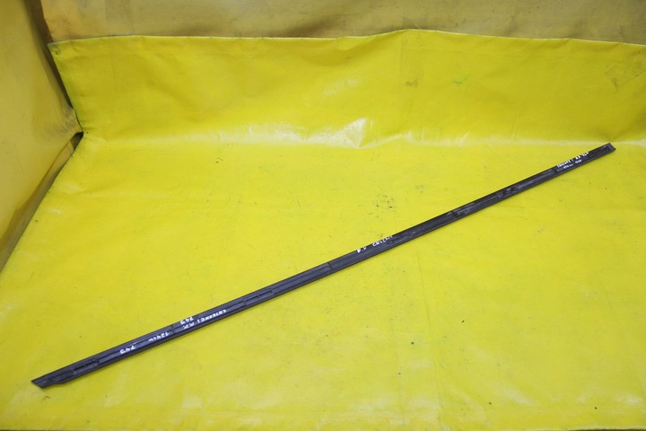 фото №7, Накладка порогова праві перед porsche cayenne i