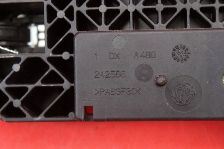 фото №7, Ручка права перед передня хром lancia delta 3 iii 08-14