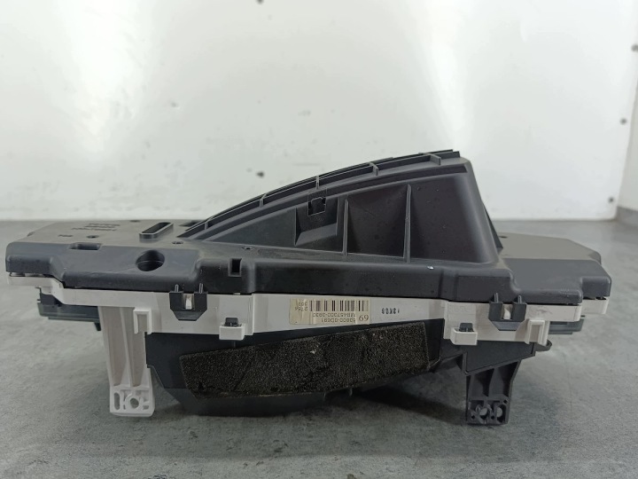 фото №9, Спидометр toyota yaris ii 83800-0d691 mb457300-3930 1.4 d-4d