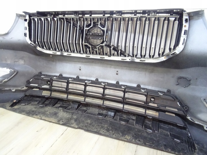 фото №12, Бампер перед переднє volvo xc40 ii 18- 31449340