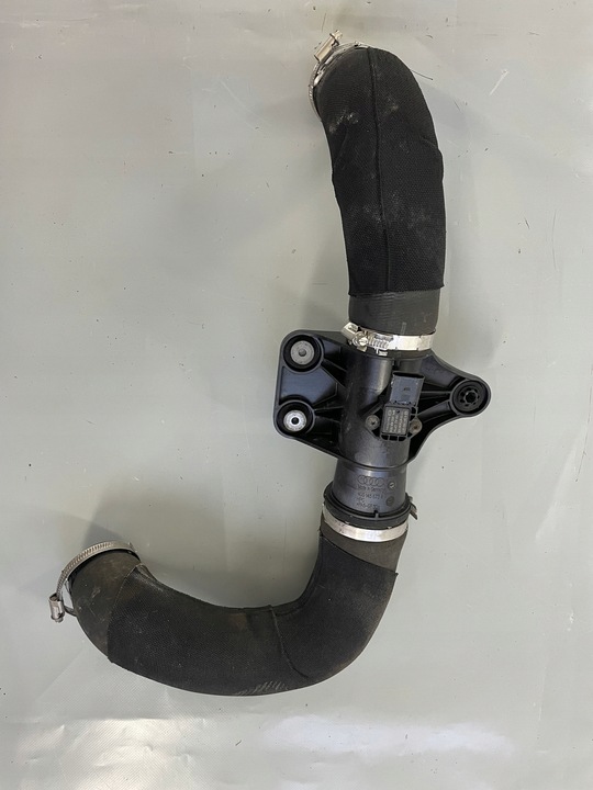 фото №1, Audi a6 c7 3.0tdi левый шланг интеркулер 4g0145737ab , 4g0145673r