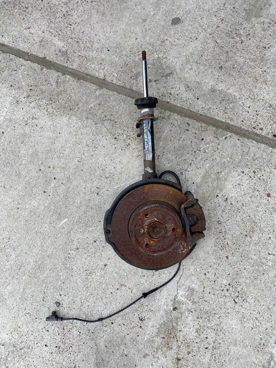 фото №1, Smart fortwo ii 451 07- поворотный кулак амортизатор левая