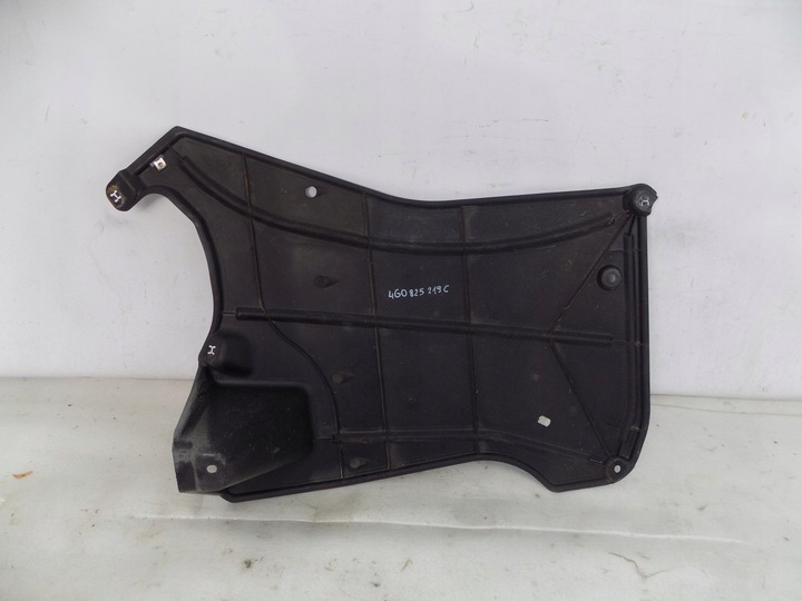 фото №1, Audi a6 c7 4g захист шасі ліва 4g0825219c