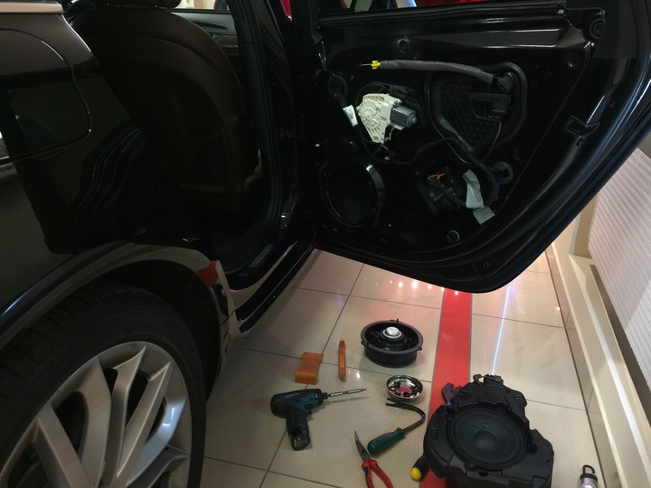 фото №7, Озвучивание bang & olufsen audi a6 8g 15 динамиков монтаж кодирование