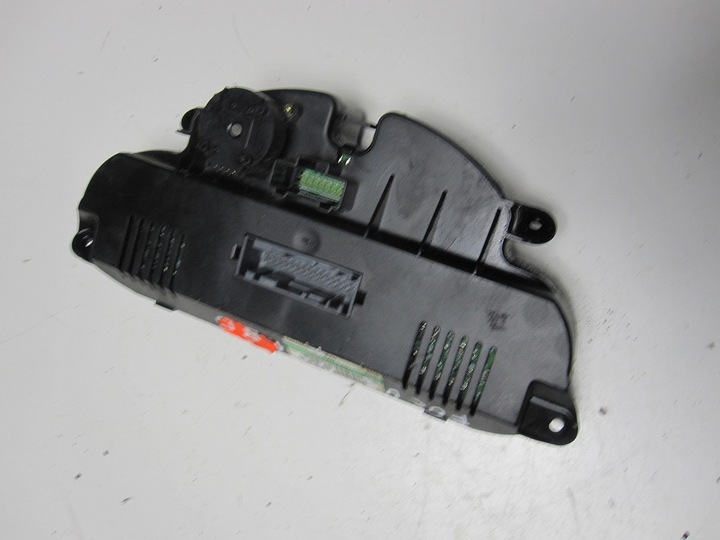 фото №10, Панель кондиционера ford focus 03r