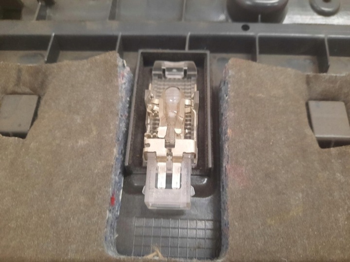 фото №5, Audi q7 4l 05-09 бардачок правые пассажира полка панели