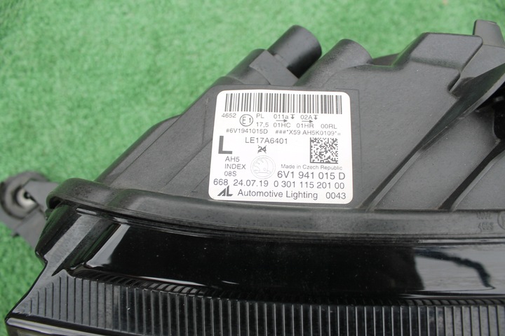 фото №12, Skoda fabia iii 3 рестайлінг 2018- лампи передні права + ліва комплект оригінал. eu