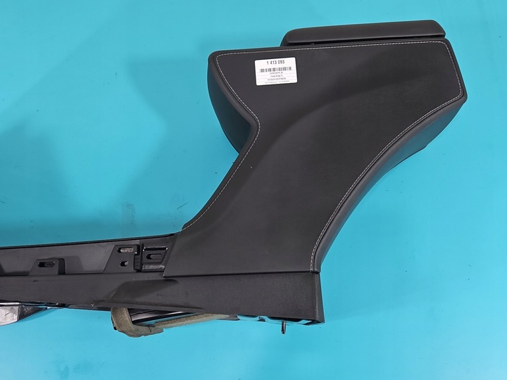 фото №8, Підлокітник тунель tesla модель s 1004815-07-b 1004815-07