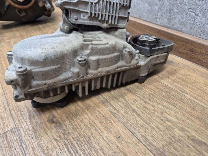 фото №9, Bmw f10 f20 f30 f32 f36 редуктор кпп раздаточная xdrive atc35l 8643150