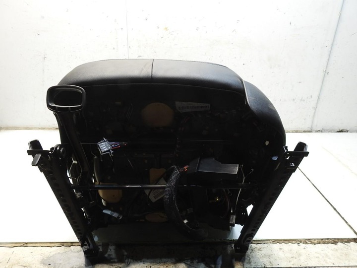 фото №10, Сидіння лівий перед vw passat b7 .