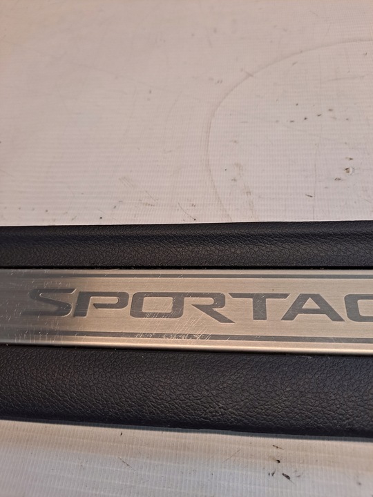 фото №8, Планка накладка порогова права перед kia sportage iv 85884-f1500