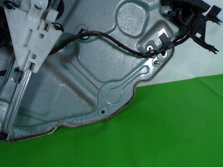 фото №9, Alfa romeo 159 рестайлинг универсал подъемник зад задний левый 1560866060