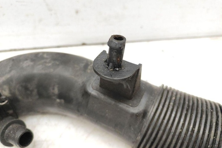 фото №6, Труба воздуха volvo c30 30741210 2.4l дизель 132kw 2008