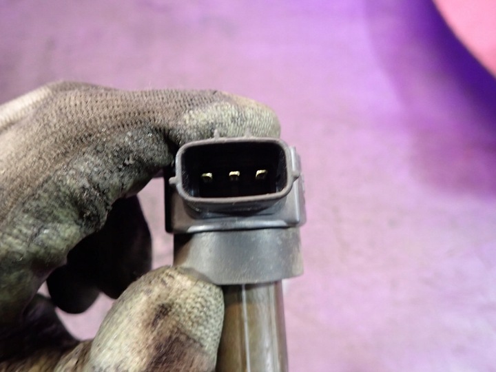 фото №4, Smart forfour i 454 04- 1.1 134.910 катушка зажигания mn195452 3 pin