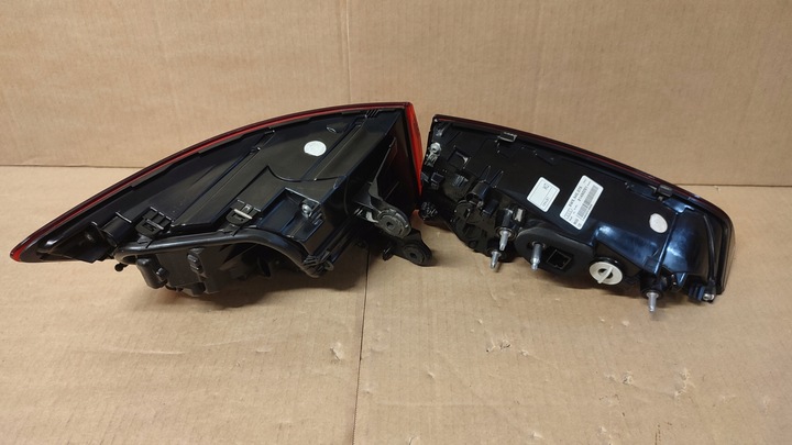 фото №9, Audi a4 b9 8w9 avant комплект лампа зад