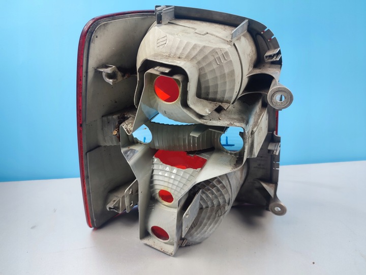 фото №6, Лампа правые зад задняя volkswagen touran i