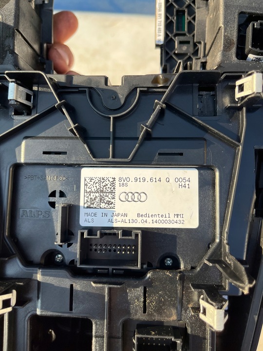 фото №7, Audi a3 8v панель керування mmi тунель 8v1864261a