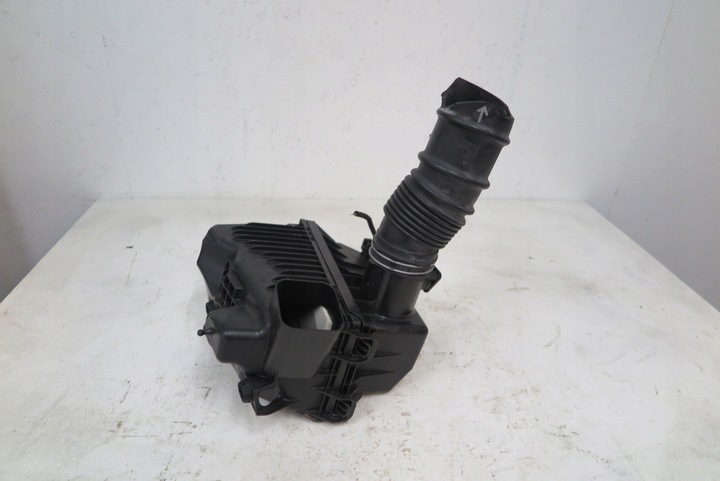 фото №1, Корпус фильтра воздуха toyota rav4 v 2.5 hyb 17812-37040