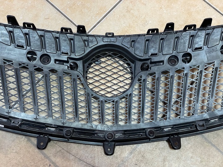фото №11, Buick encore оригінальний номер 42353747 решітка передня решітка радіатора mokka x
