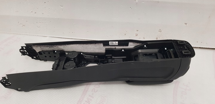 фото №5, Подлокотник туннель средний mini clubman f54