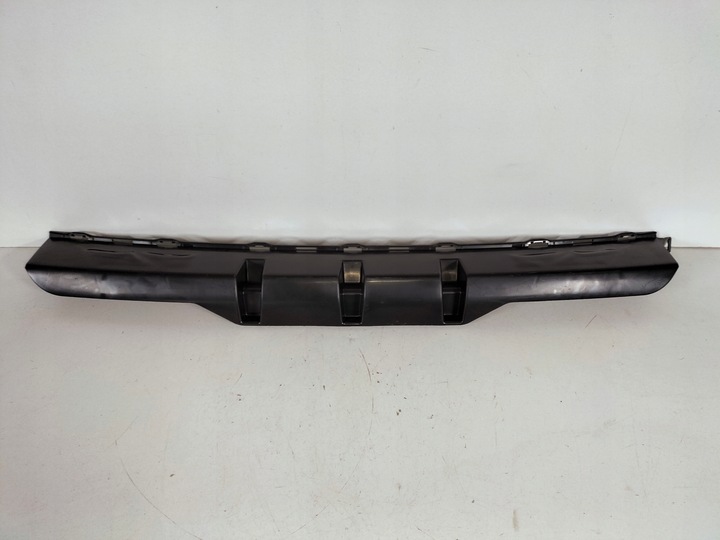 фото №1, Ковзун бампера зад mercedes c клас w205 14-