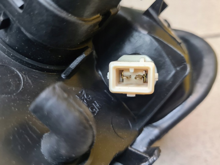 фото №3, Лампа фара левый h4 peugeot 206 cc 1998-2009