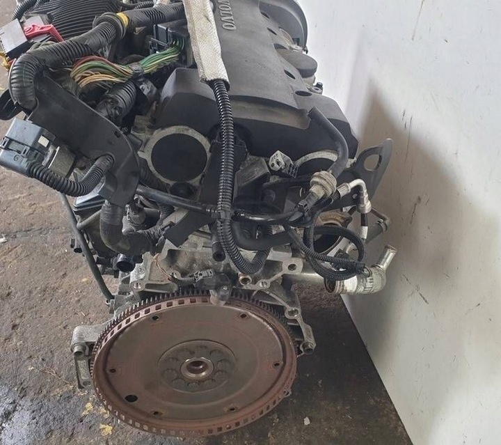 фото №8, Volvo v50 06r 2.5 t5 b5254t двигатель турбина форсунки коллекторы жгут