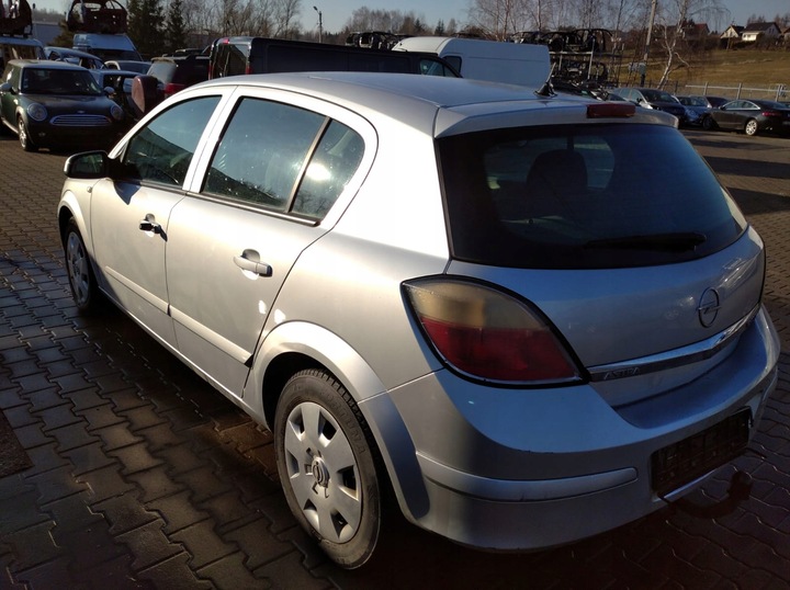 фото №10, Opel astra h 3 iii hb 5d полиця багажника зад задня