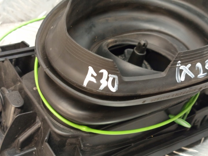 фото №11, Bmw f30 f31 f35 f80 кришка заливання заливна горловина пального 7238100