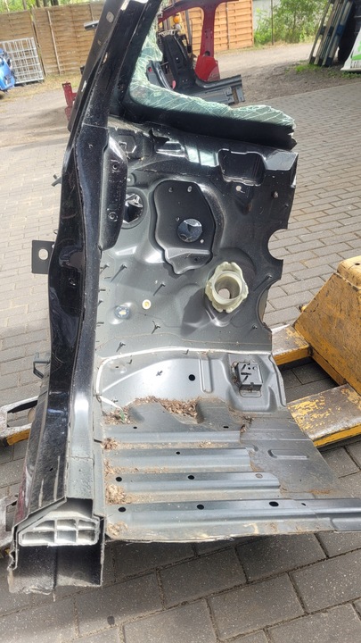 фото №14, Mercedes eqe 350+ 23r лонжерон чверть лівий перед