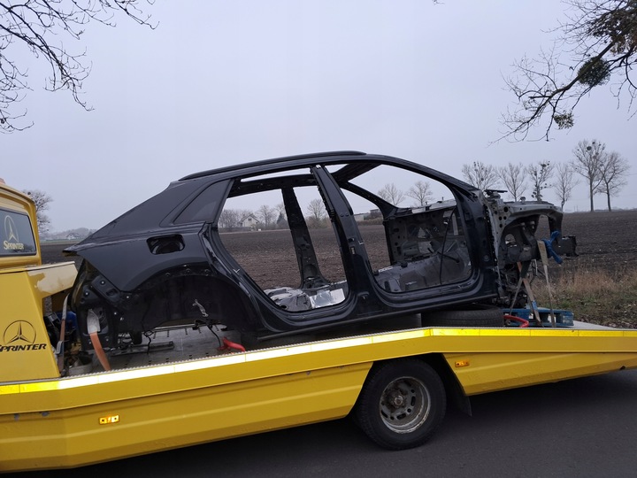 фото №1, Audi q8 крыло крыша лонжерон bok четверть