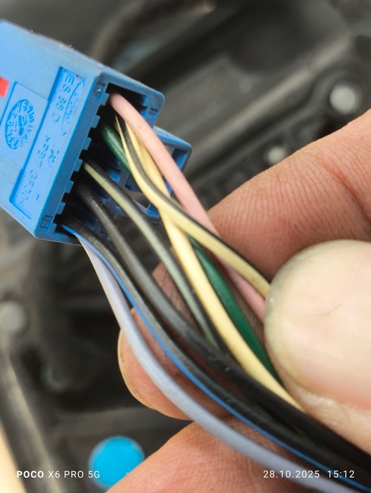 фото №10, Volvo v50 дзеркало ліві 8 pin