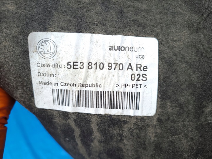 фото №8, Skoda octavia iv | підкрилок праве зад задні sedan універсал 5e3810970a