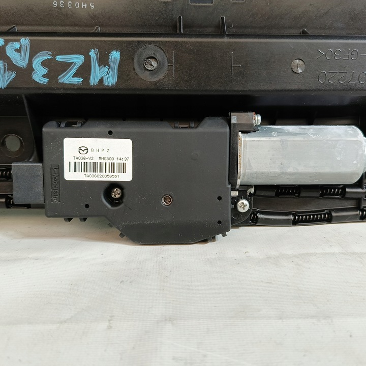 фото №9, Mazda 3 13-17 люк usa 7707220