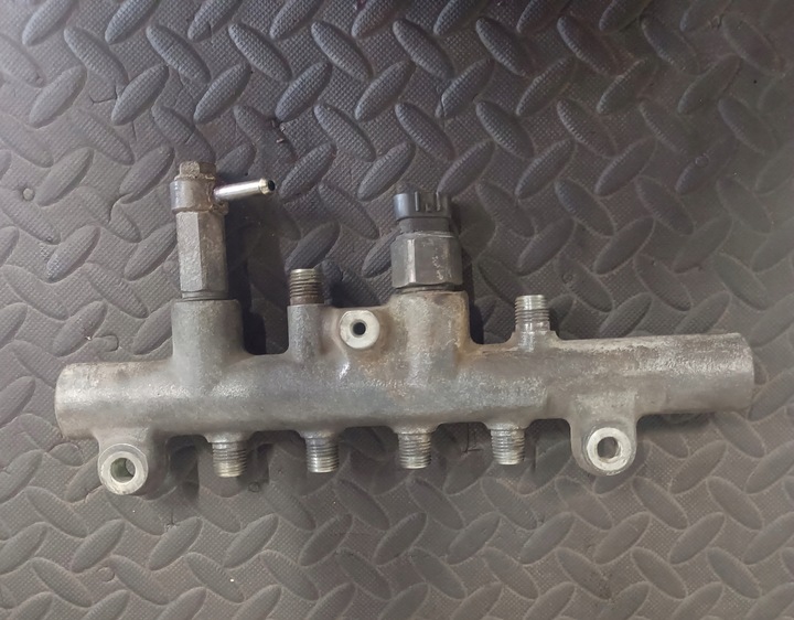фото №1, Планка вприскувальний 2.0 citd rf5c mazda