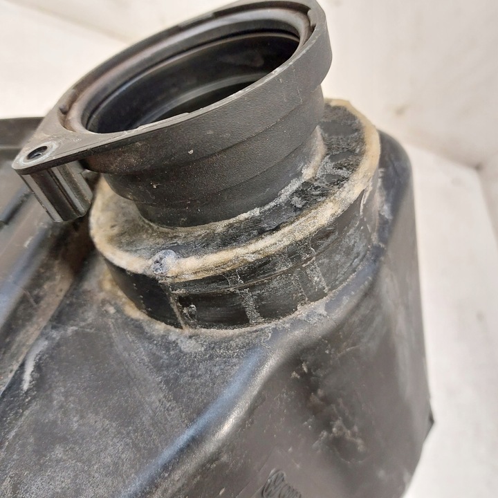 фото №14, Audi q7 4l 4,2fsi корпус фільтра повітря 7l6128601l 7l6128607l