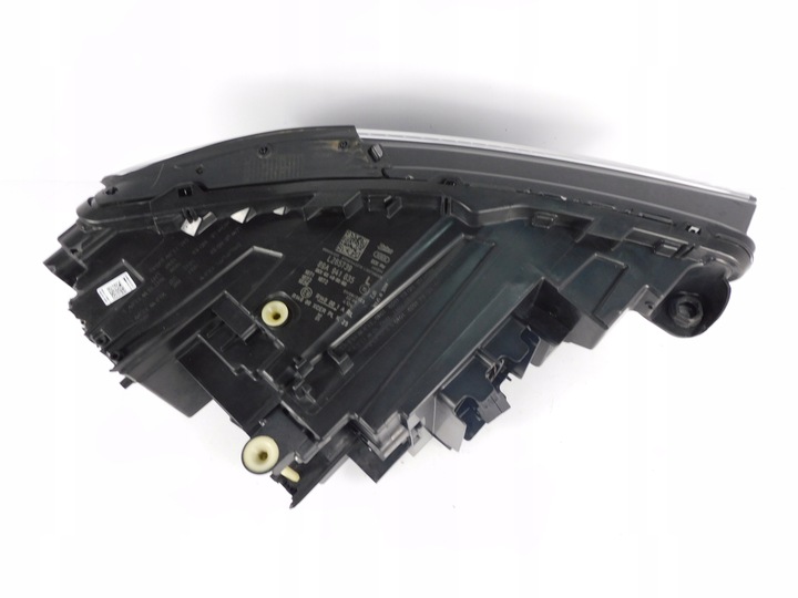 фото №15, Audi q4 89a лампа левая matrix 89a941035 повреждённая