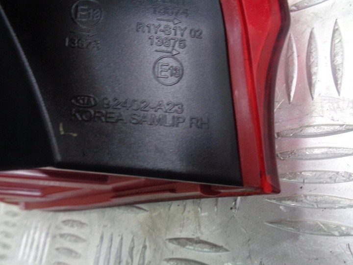 фото №7, Лампа правая зад задняя kia ceed cee'd 2 ii универсал 12- 92402-a23 европа