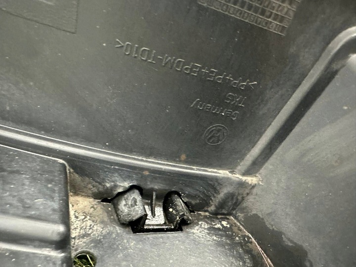 фото №7, Підкрилок передні перед сторона права volkswagen tiguan 5na805912af mkap90